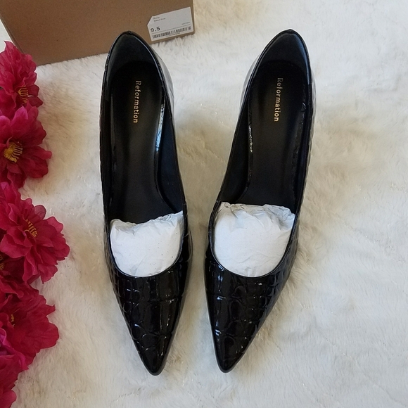 REFORMATION Willa Pump - Picture 3 of 7